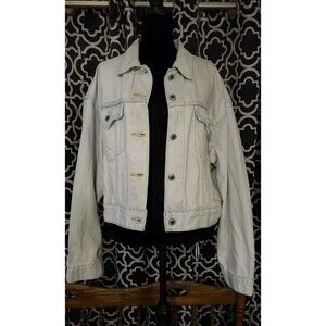 NWT Levi's Silvertab Womens Cropped Baggy Trucker Jean Jacket Size L-$98